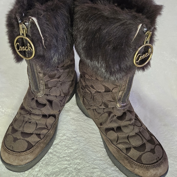 COACH brown swayed fur winter boots - Picture 2 of 11